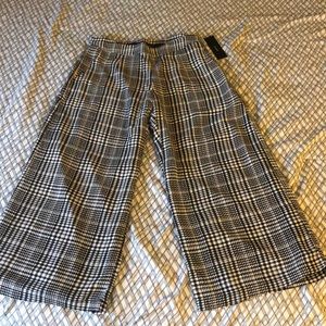 Lulu’s trouser pants